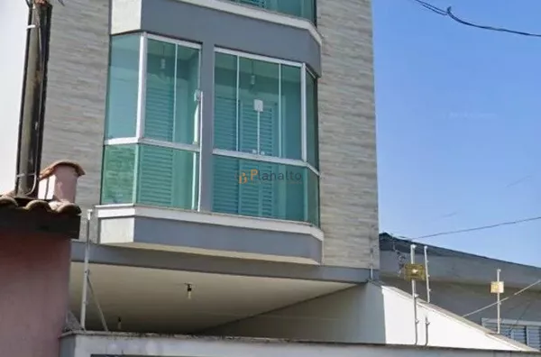 Apartamento para venda com 4 dormitórios sendo 3 suítes, 4 banheiros e 2 vagas no Jardim Santo Antônio em Santo André