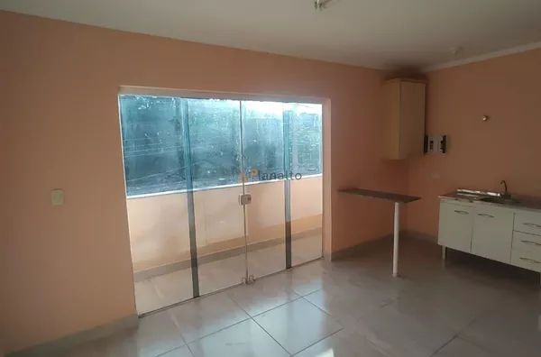 GALPÃO COM 2 SALAS E 2 SALÕES COMERCIAIS - Vila Linda, Santo André