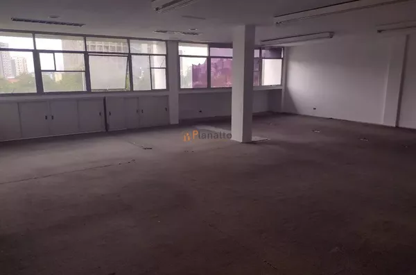 Sala comercial para venda, 140m² na Vila Bastos, Santo André