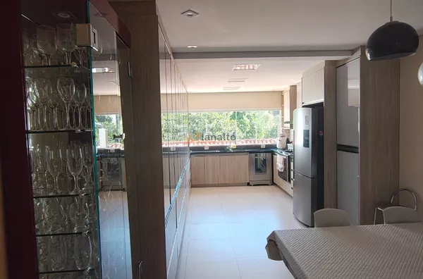 Sobrado para venda, 4 quartos - Vila Nossa Senhora Das Vitórias, Maua