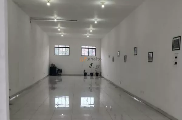 Casa com salão a venda - Jardim Utinga, Santo André