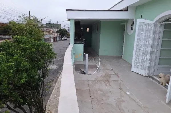 Sobrado para venda com 3 suítes - Parque São Vicente, Mauá