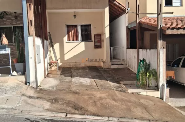 Casa à venda com 2 dormitórios – Jardim Ipê, Mauá