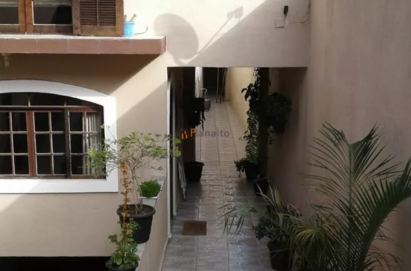 Casa ampla com 4 dormitórios – Jardim Itapark, Mauá