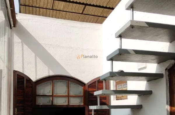 Lavanderia/Acesso cobertura