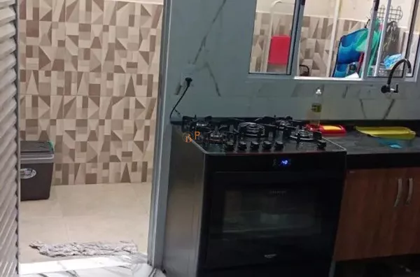 Conforto e Segurança no Jardim Santo André - Casa com 2 quartos, cozinha planejada e 1 vaga