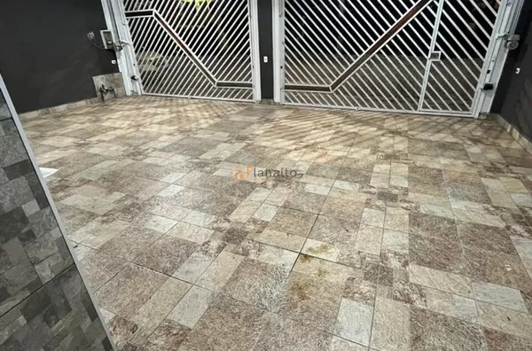 CASA COM ÁREA GOURMET PARA VENDA - Centreville, Santo André