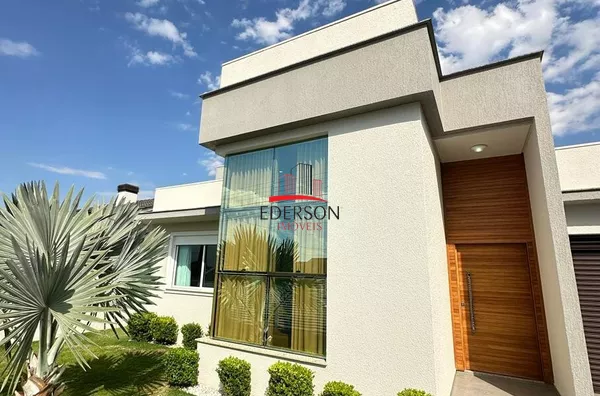 CASA TÉRREA COM EDÍCULA E PISCINA NO BAIRRO PARQUE DO SOM