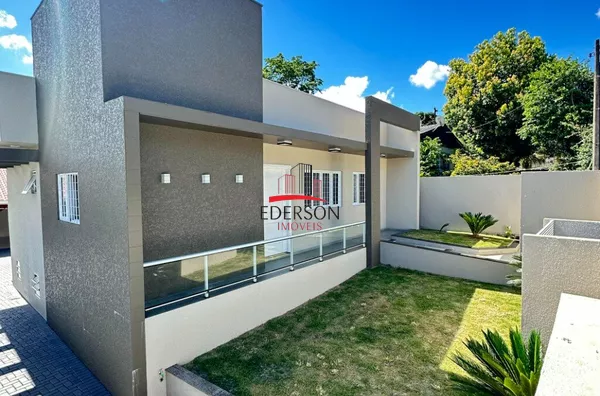 Belíssima Casa à Venda no Bairro Bancários - Foto 1