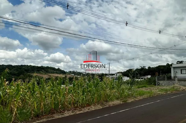 Terreno de esquina no Loteamento Peloso