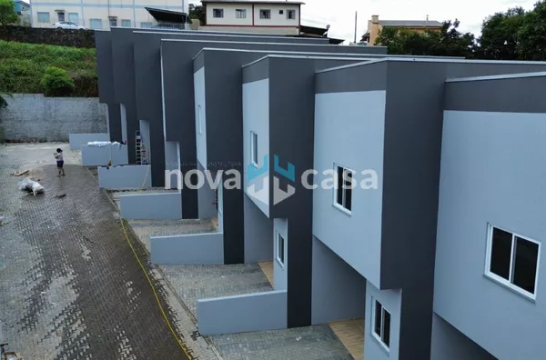 SOBRADO PARA VENDA, KURTZ 