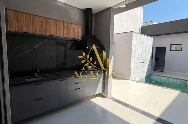 Casa Térrea à Venda 3 Suítes Condomínio Dona Lucilla Indaiatuba-SP 