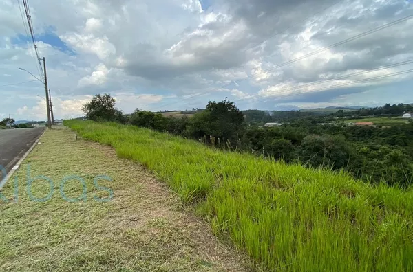 Terreno  á venda  no condomínio Lagos de Jarinu -Jarinu/SP