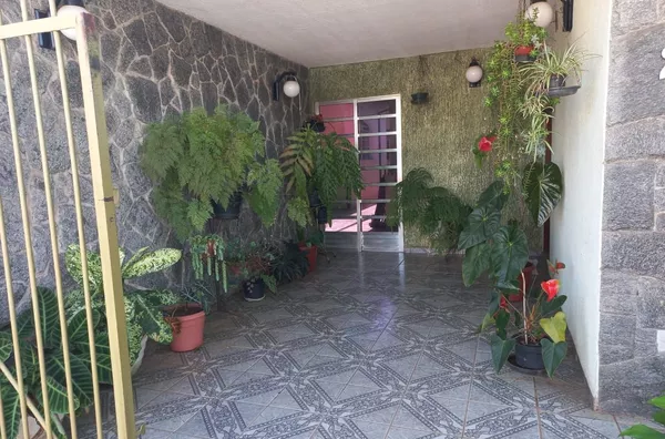 Casa com 2 dormitórios à venda, 190 m² por R$ 1.053.000,00 - Vila Vianelo - Jundiaí/SP