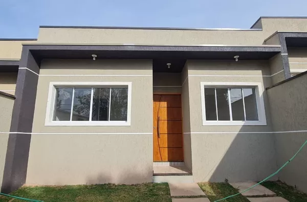 Casa individual com três dormitórios á  venda  no bairro Nova Trieste-Jarinu/SP
