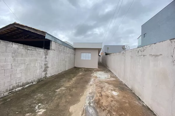 Casa venda  e locação no bairro Maracanã -Jarinu /SP