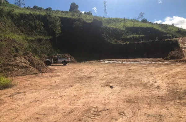 Terreno Industrial de 14.800 m2 na venda e locação - Avenida Marginal do Rio Jundiaí- Várzea Paulista