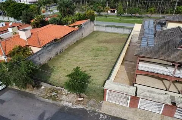 Excelente terreno localizado no Condomínio Jardim Novo Mundo próximo a Malota à venda, com 1000 m² por R$ 900.000 - Jardim Novo Mundo - Jundiaí/SP