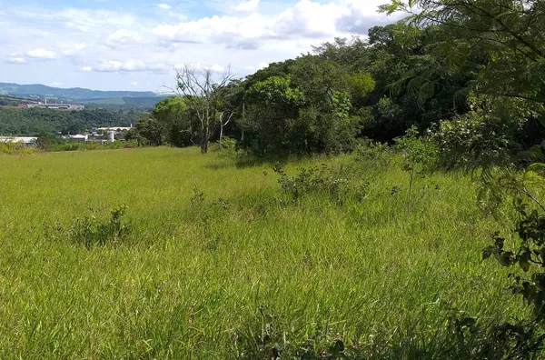 Área á  venda no bairro Ponte Alta -Atibaia/SP