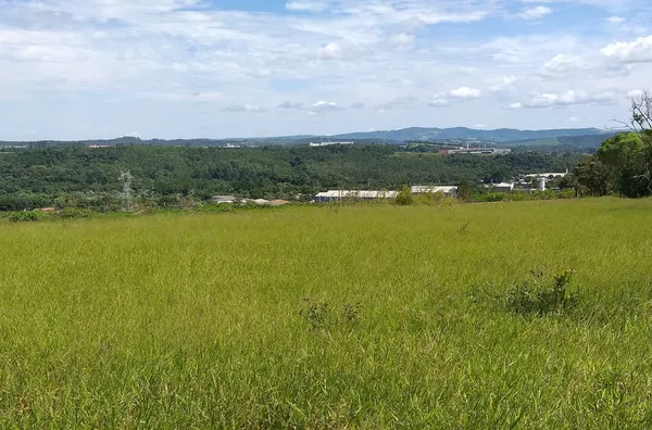 Área á  venda no bairro Ponte Alta -Atibaia/SP