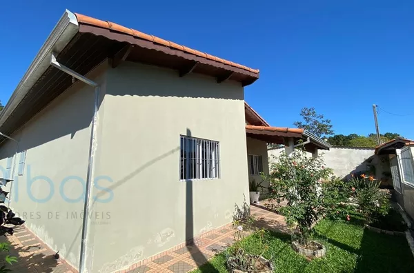 Casa térrea á  venda  no bairro Maracanã -Jarinu/SP