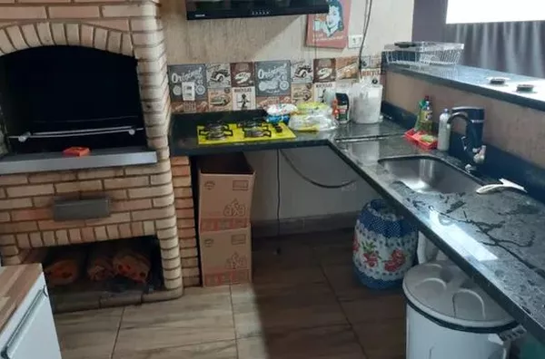 Chácara com 2 dormitórios à venda, 1180 m² por R$ 691.000,00 - Cidade Nova - Jundiaí/SP