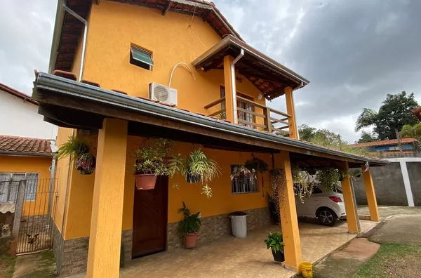 Sobrado á  venda  no bairro Maracanã -Jarinu/SP