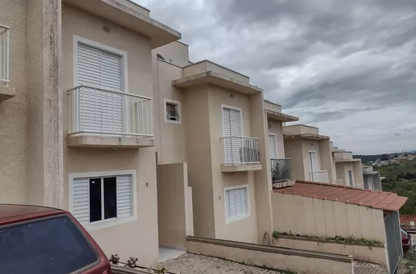 Sobrado á venda Trieste- JARINU/SP