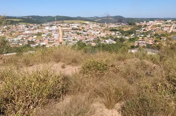 Terreno á venda no bairro  Estância Climatérica Ypê -Jarinu/SP
