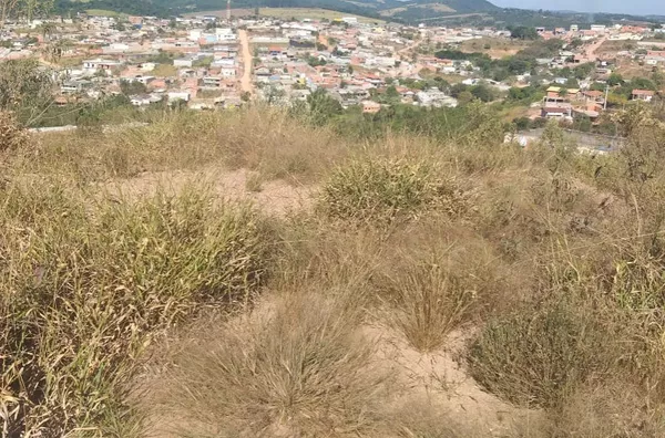Terreno á venda no bairro  Estância Climatérica Ypê -Jarinu/SP