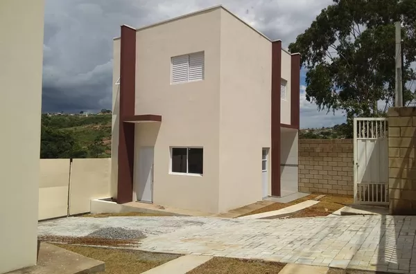 Sobrado á venda no bairro Nova Trieste - Jarinu / SP