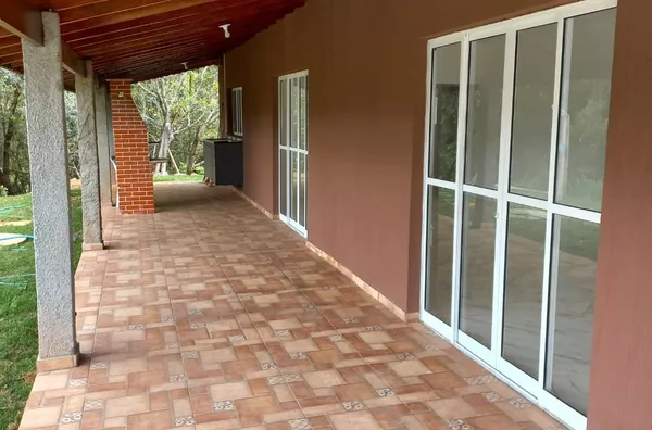 Sobrado á venda no bairro Weekend -Jarinu/SP