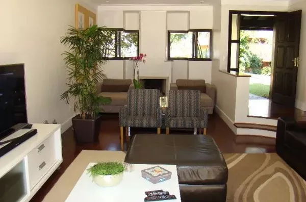 Chácara com 4 dormitórios à venda, 800 m² por R$ 2.829.000,00 - Condomínio Chácara Flora - Valinhos/SP