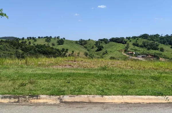 Terreno á venda no  condomínio Reserva Santa Mônica -Itupeva /SP
