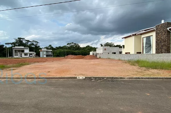Terreno á venda no condomínio  Lagos de Jarinu -Jarinu/SP