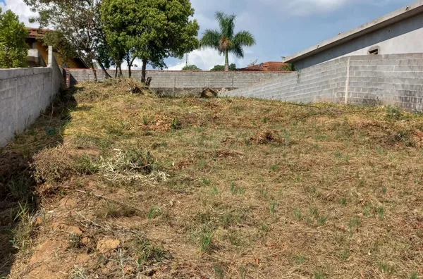 Terreno á venda Estância Santa Lucia- JARINU/SP