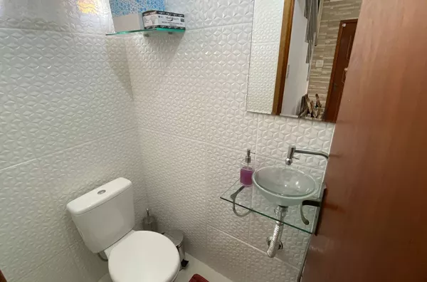 Sobrado á  venda  no bairro Maracanã -Jarinu/SP