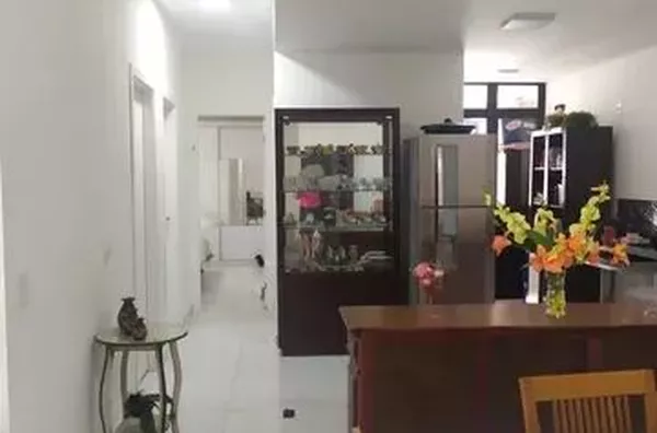Apartamento com 3 dormitórios à venda, 103 m² por R$ 638.000,00 - Capela - Vinhedo/SP