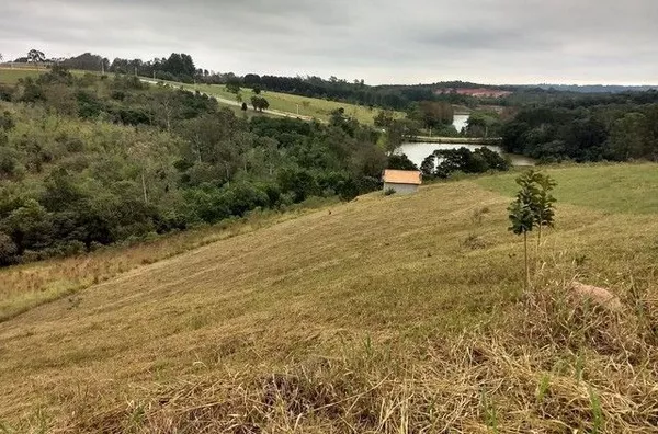 Terreno à venda no condomínio Parque dos Manacás, com 6240 m² por R$ 636.000 - Ivoturucaia - Jundiaí/SP