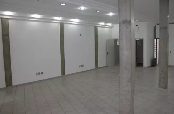 Salão para alugar, 167 m² por R$ 6.207,00/mês - Vila Bissoto - Valinhos/SP