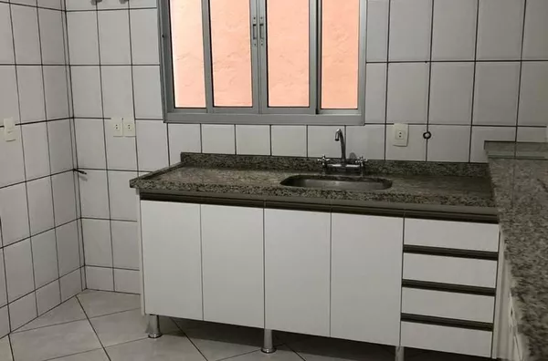 Excelente Sobrado com 3 dormitórios à venda, com 170 m² por R$ 650.000 - localizado no Parque da Represa em Jundiaí-SP