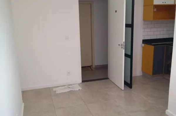Apartamento com 2 dormitórios à venda, 55 m² por R$ 295.000,00 - Ponte de São João - Jundiaí/SP