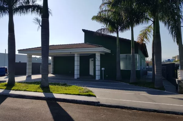 Maravilhosa casa térrea com 5 dormitórios à venda, localizada no Residencial dos Lagos em Itupeva, com 320 m² por R$ 1.880.000,00 Venha conferir !!!