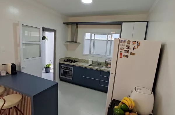 Casa com 3 dormitórios à venda, 75 m² por R$ 650.000,00 - Residencial Santa Giovana - Jundiaí/SP