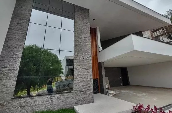 Sobrado com 3 dormitórios à venda, 280 m² por R$ 1.914.000,00 - Roncáglia - Valinhos/SP