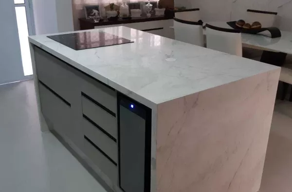 Linda casa com 3 dormitórios à venda, com 178 m² por R$ 1.050.000 - Jardim Florestal - Jundiaí/SP