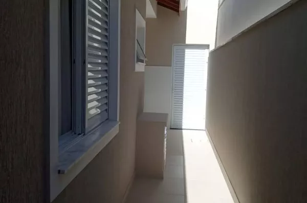 Casa com 2 dormitórios à venda, 109 m² por R$ 760.000,00 - Jardim Carolina - Jundiaí/SP