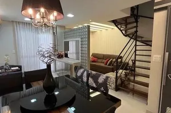 Sobrado com 3 dormitórios à venda, 85 m² por R$ 900.000,00 - Jardim Shangai - Jundiaí/SP