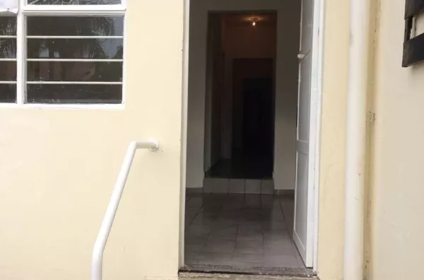 Casa com 6 dormitórios para alugar, 160 m² por R$ 4.665,00/mês - Jardim São Vicente - Itupeva/SP