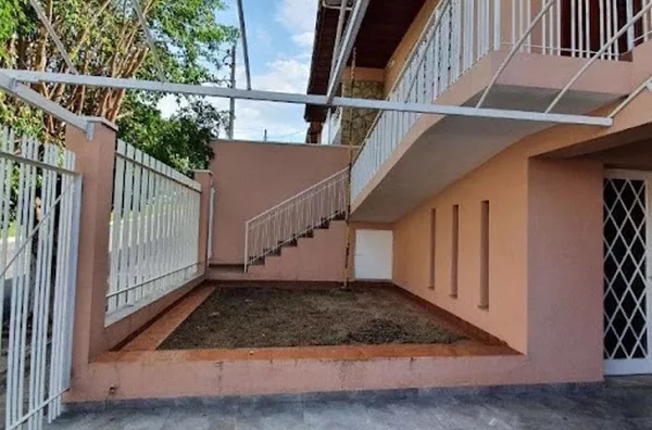 Casa com 3 dormitórios à venda, 207 m² por R$ 700.000,00 - Vila São José - Várzea Paulista/SP